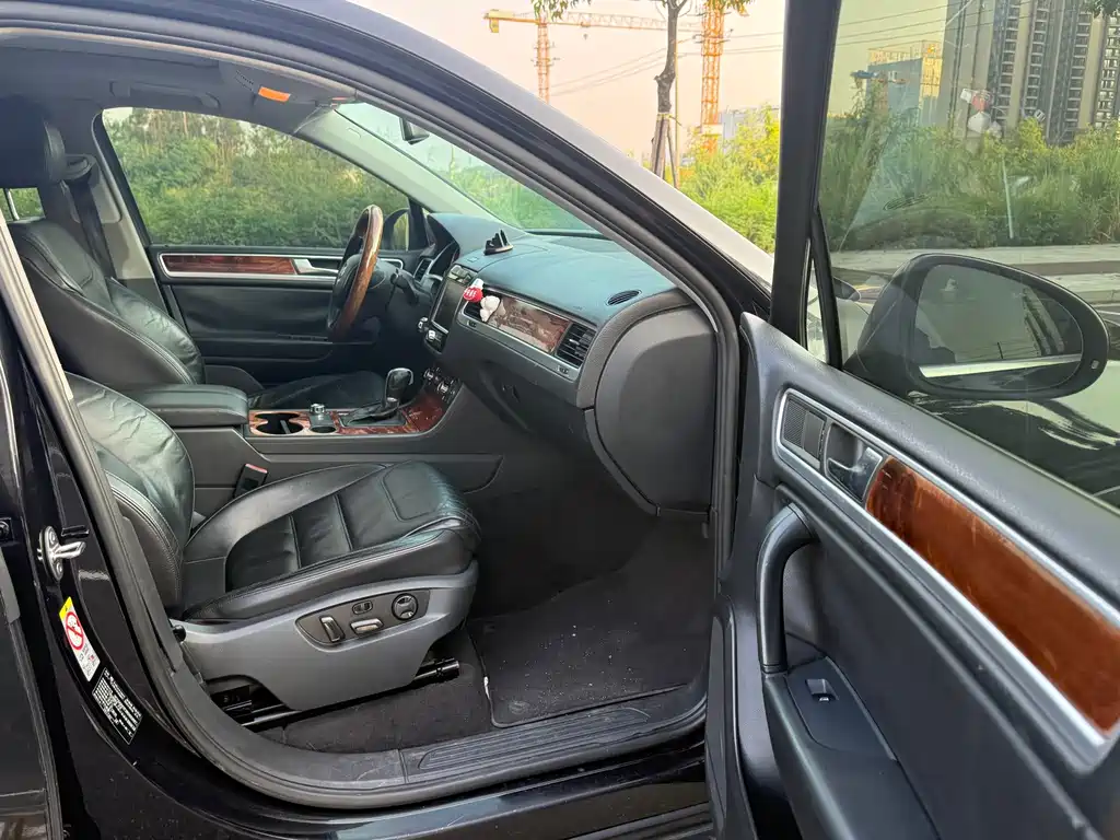 Volkswagen Touareg — миниатюра 13
