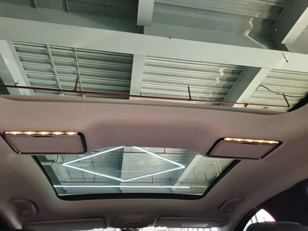 Mercedes-Benz C-Class — миниатюра 14