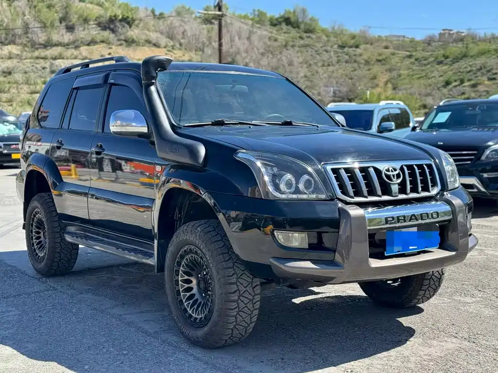 Toyota Prado — миниатюра 3