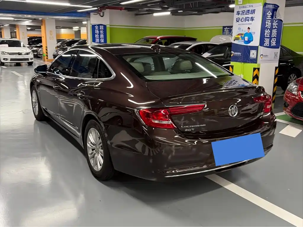 Buick LaCrosse — миниатюра 6