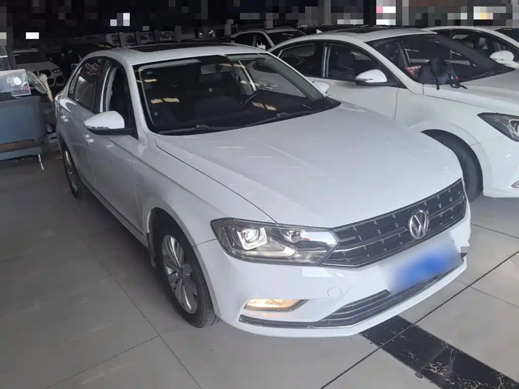Volkswagen Bora — миниатюра 4