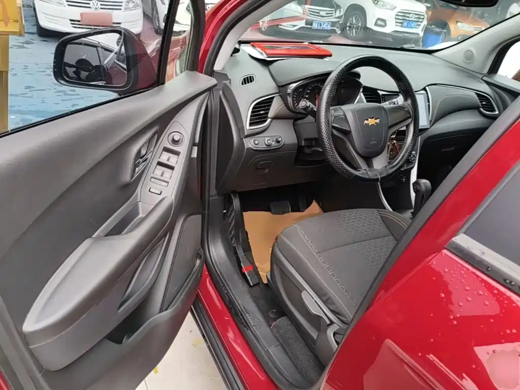 Chevrolet Trax — миниатюра 16