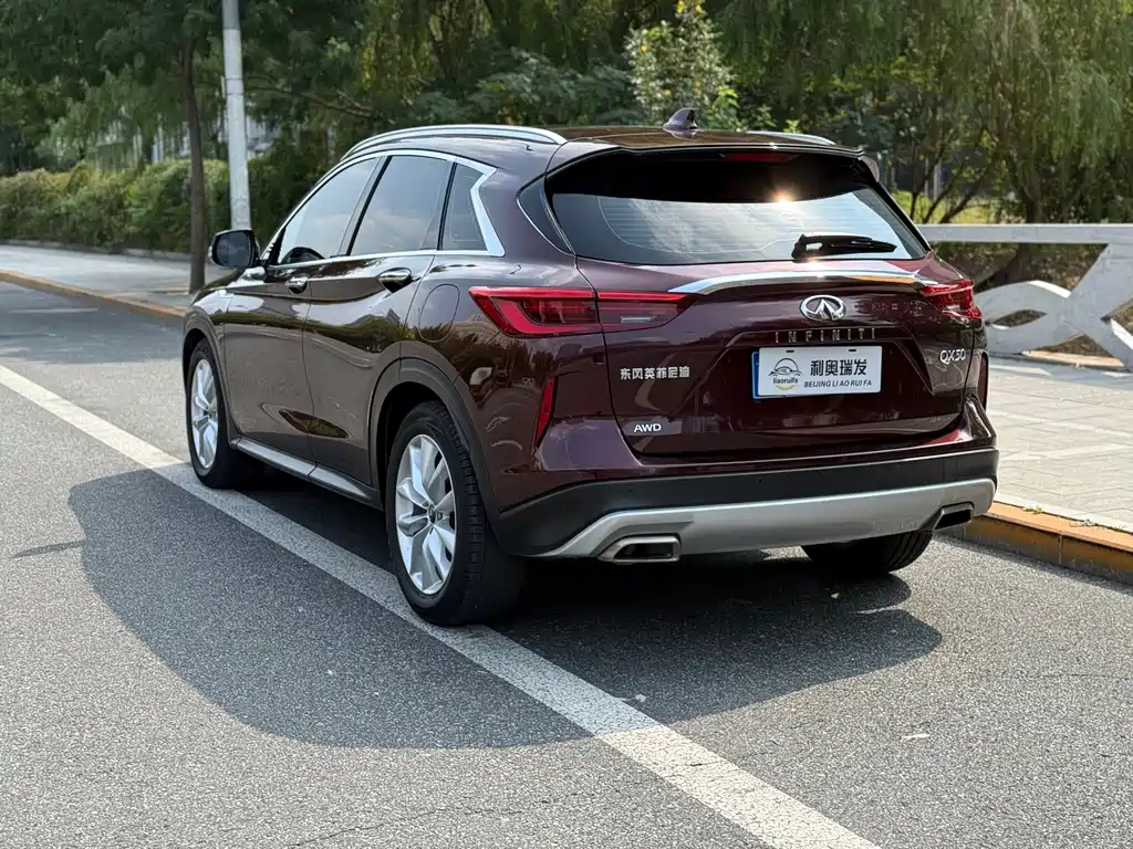 Infiniti QX50 — миниатюра 6