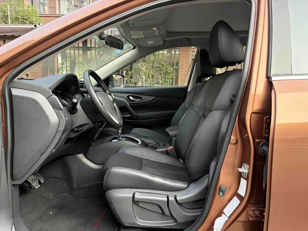 Nissan X-Trail — миниатюра 4