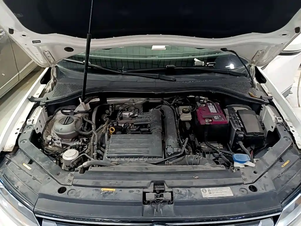 Volkswagen Tiguan L — миниатюра 20