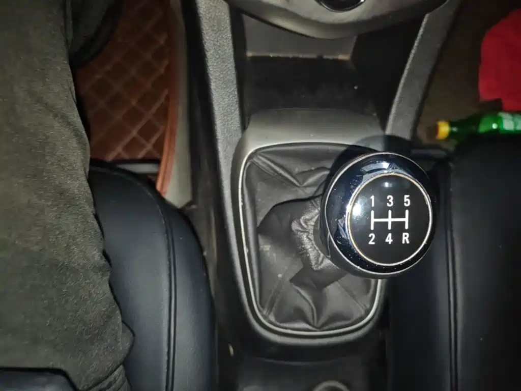 Chevrolet Aveo — миниатюра 14