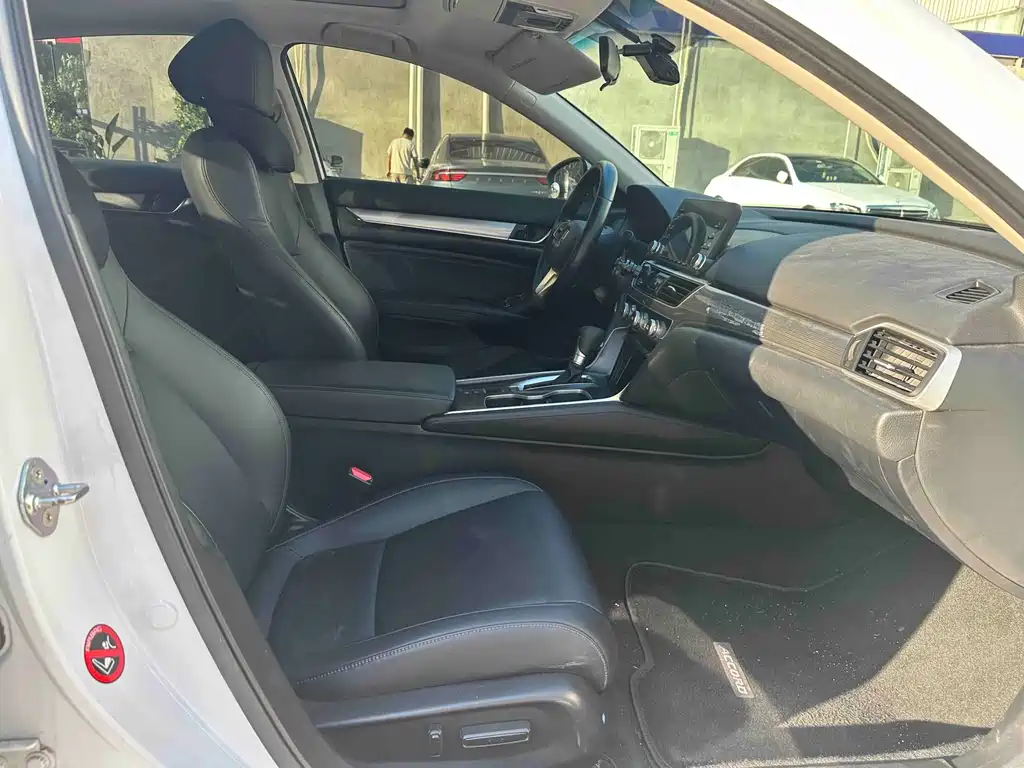 Honda Accord — миниатюра 3