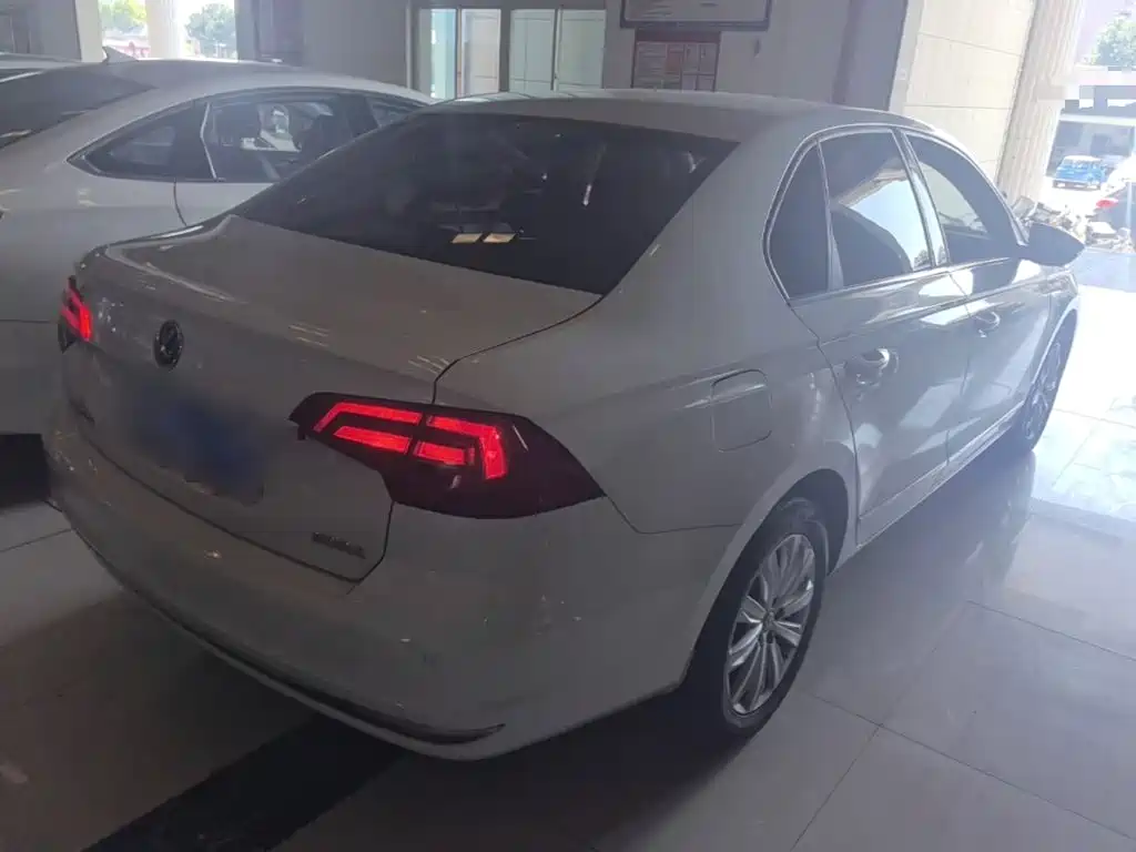 Volkswagen Bora — миниатюра 7