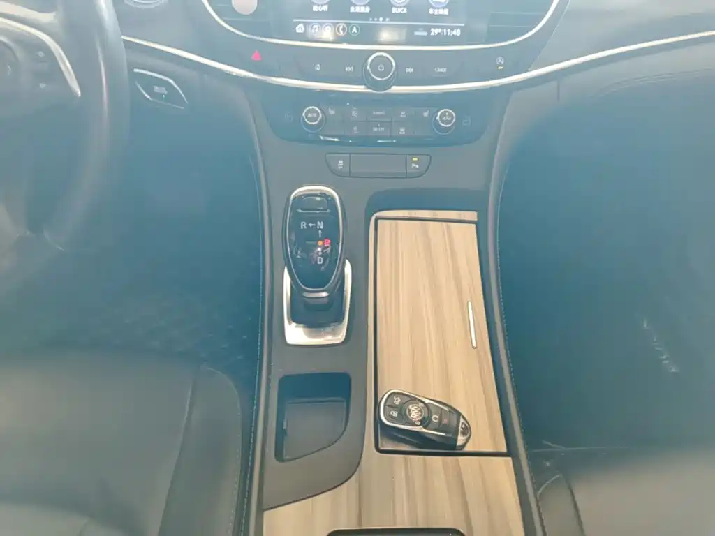 Buick LaCrosse — миниатюра 14