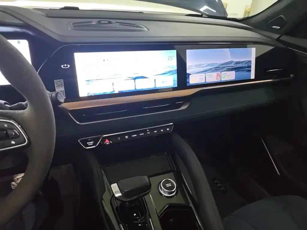 Geely Xingyue L — миниатюра 13