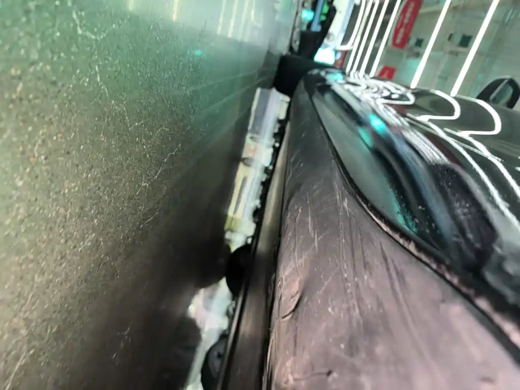 Tesla Model 3 — миниатюра 22