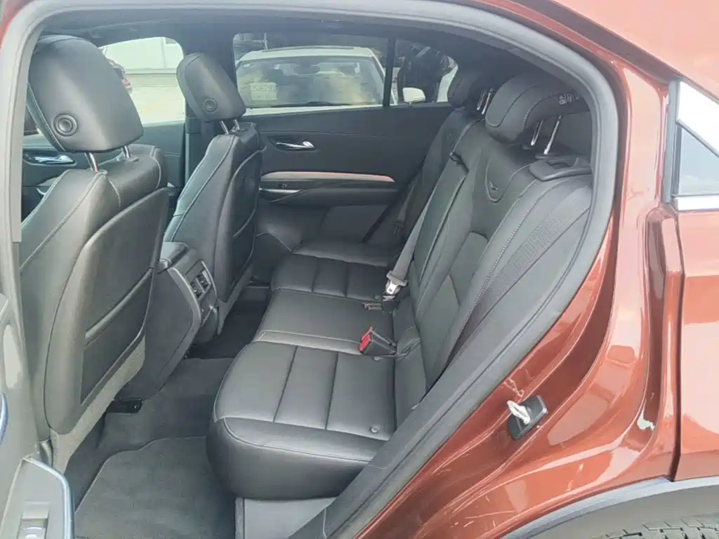 Cadillac XT4 — миниатюра 17