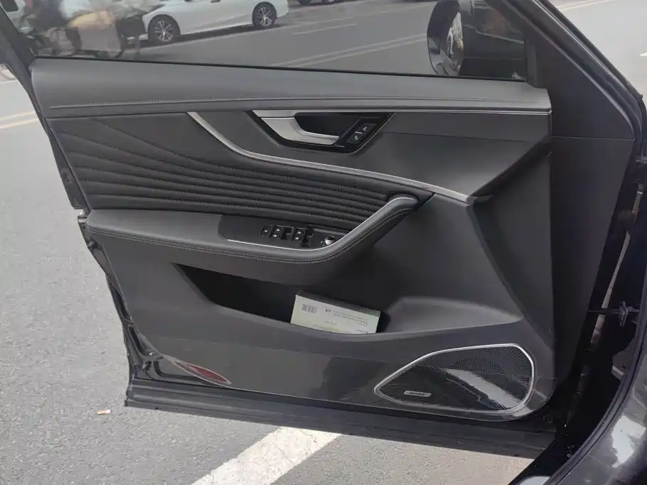 Hongqi Hongqi HS5 — миниатюра 7