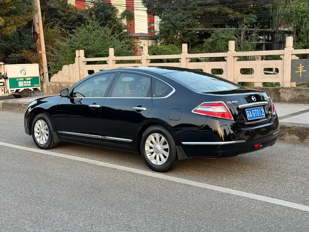 Nissan Teana — миниатюра 4