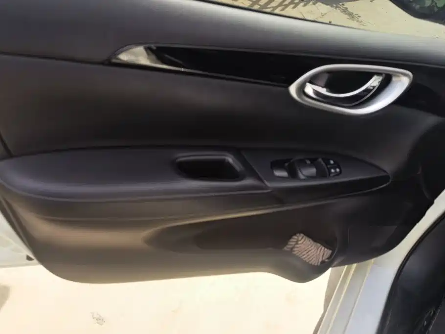 Nissan Sylphy — миниатюра 7