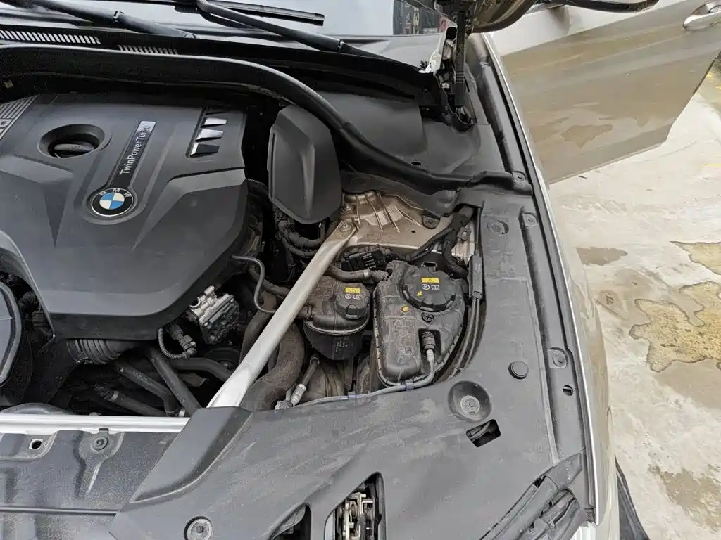BMW 5 Series — миниатюра 22