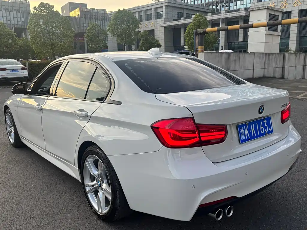 BMW 3 Series — миниатюра 14