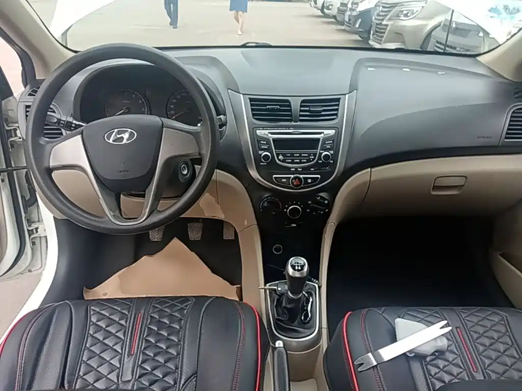 Hyundai Verna — миниатюра 10