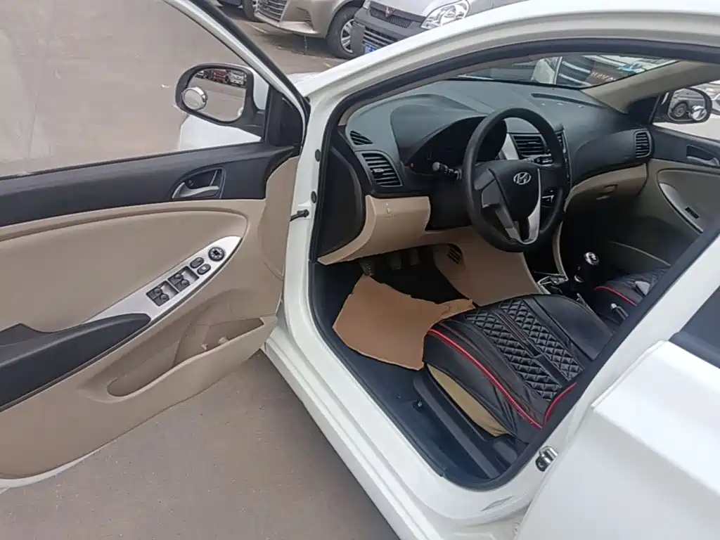 Hyundai Verna — миниатюра 16