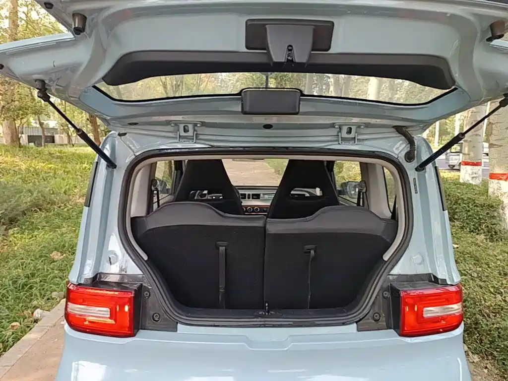 Wuling MINIEV — миниатюра 19