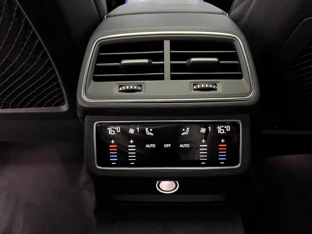 Audi A6L — миниатюра 15