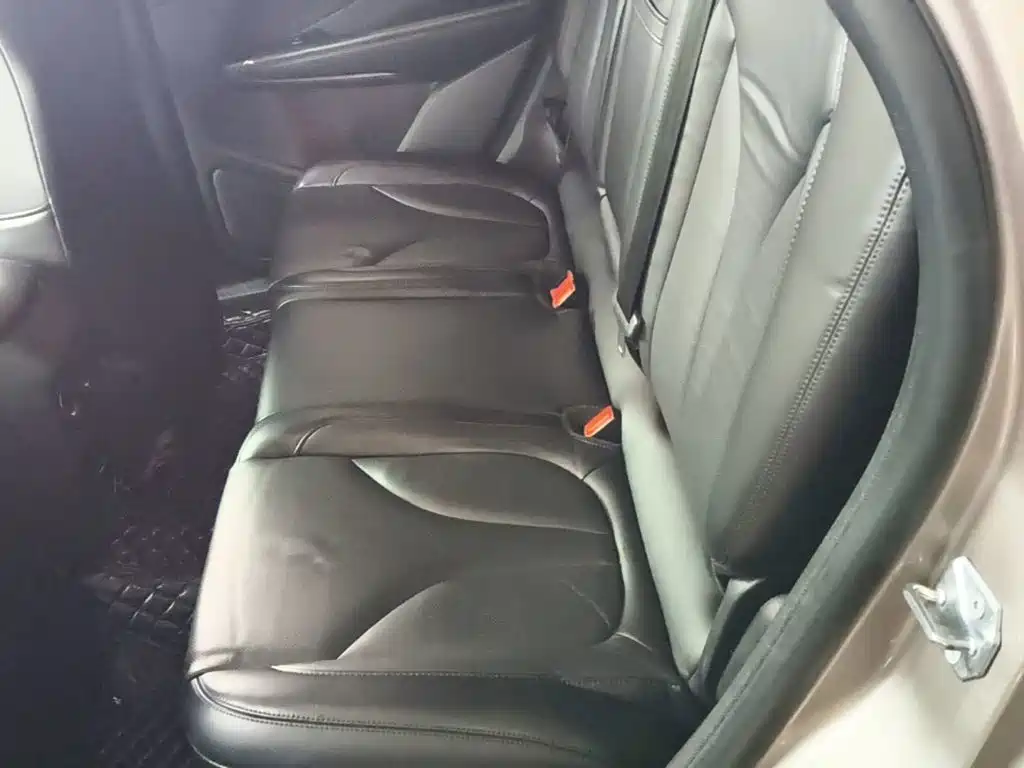 Lincoln MKC — миниатюра 17