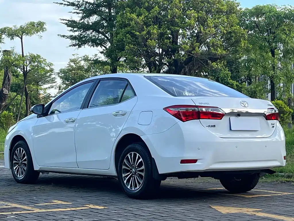 Toyota Corolla — миниатюра 11