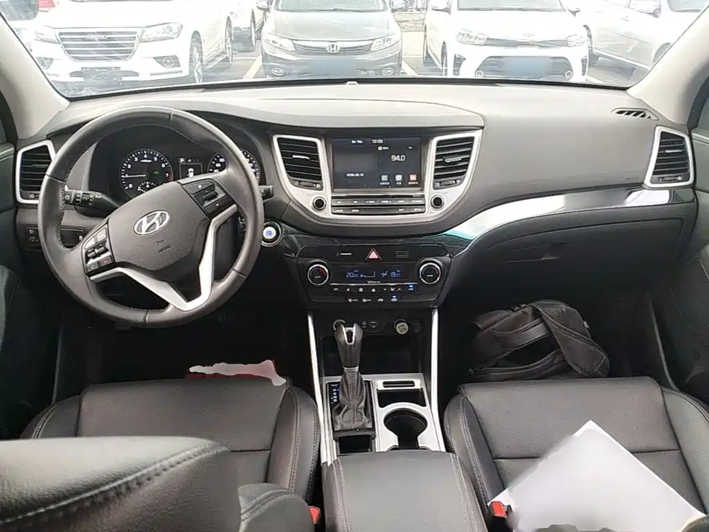 Hyundai Tucson — миниатюра 10