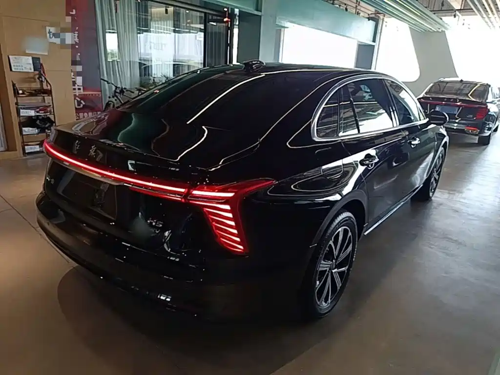 Hongqi Hongqi H5 PHEV — миниатюра 7