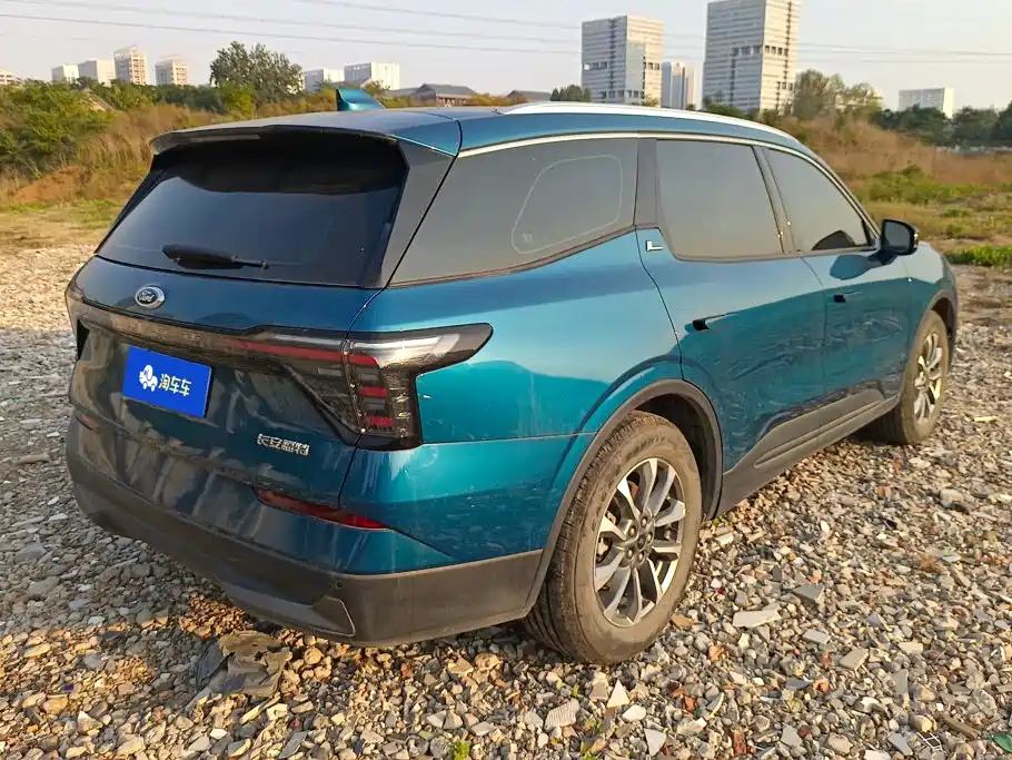 Ford Edge — миниатюра 3