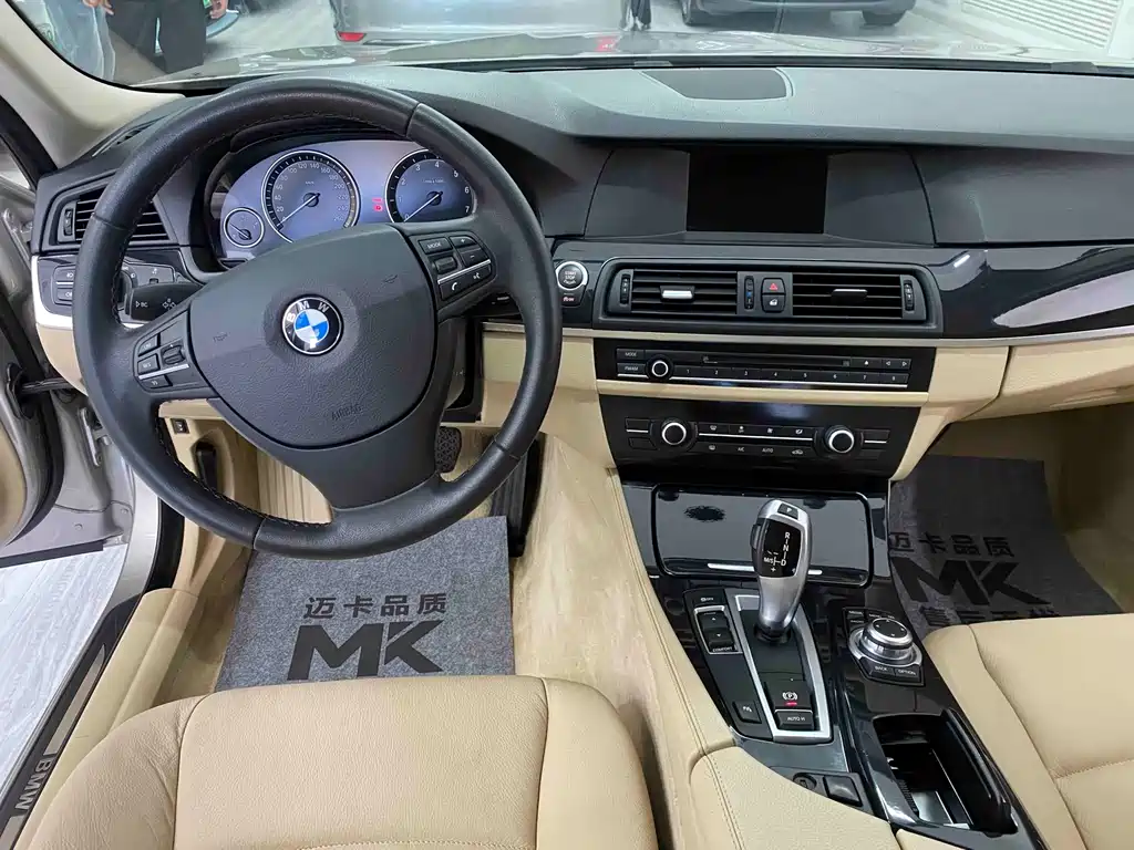 BMW 5 Series — миниатюра 6