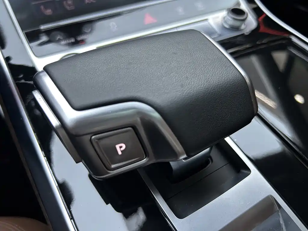 Audi Q7 — миниатюра 29