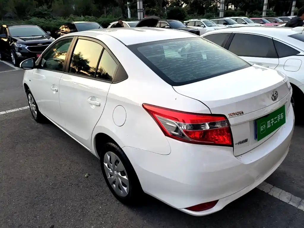 Toyota Vios — миниатюра 5