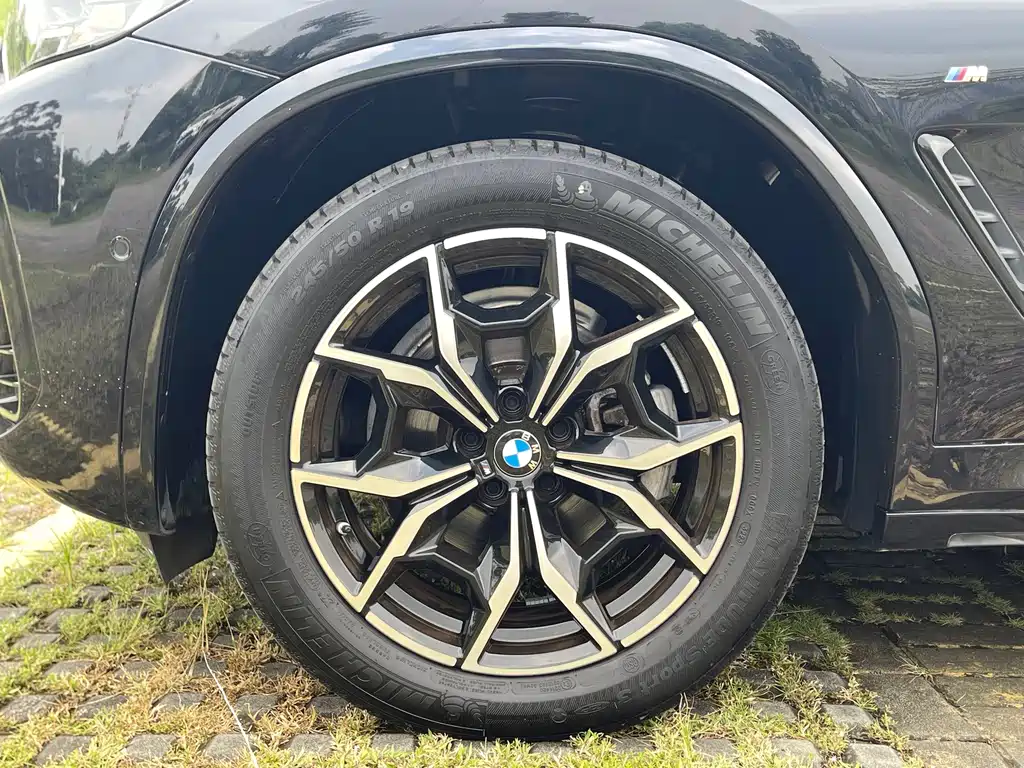 BMW X4 — миниатюра 18