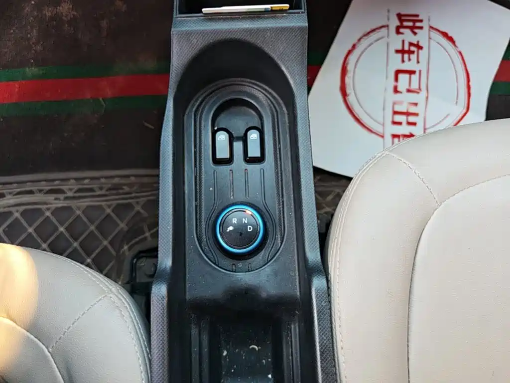 Wuling MINIEV — миниатюра 14