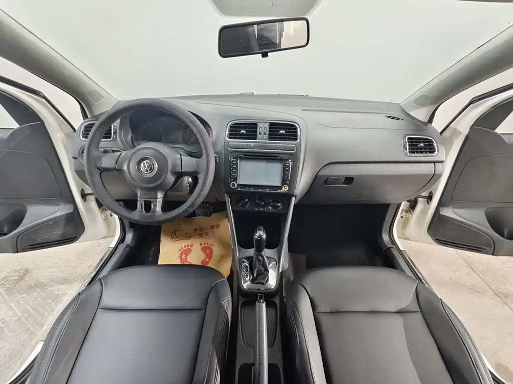 Volkswagen Polo — миниатюра 9