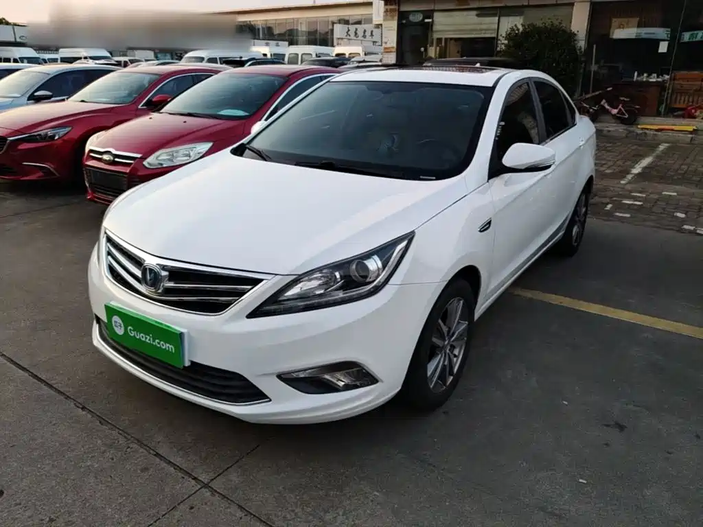 Changan Eado — миниатюра 2