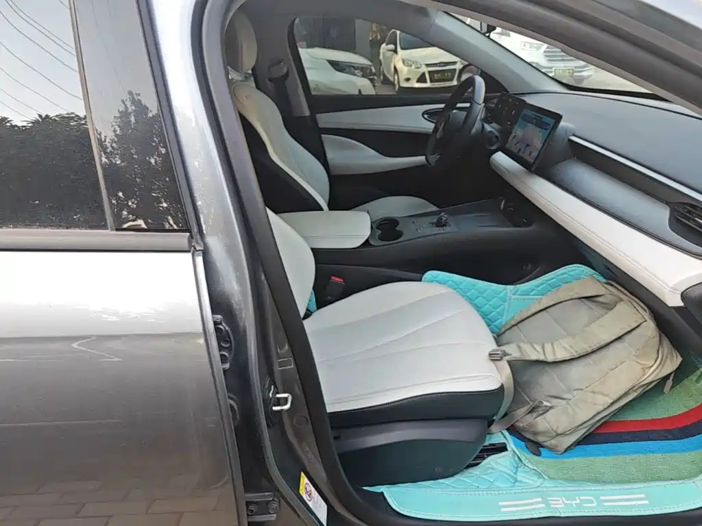 BYD Seal 05 DM-i — миниатюра 25