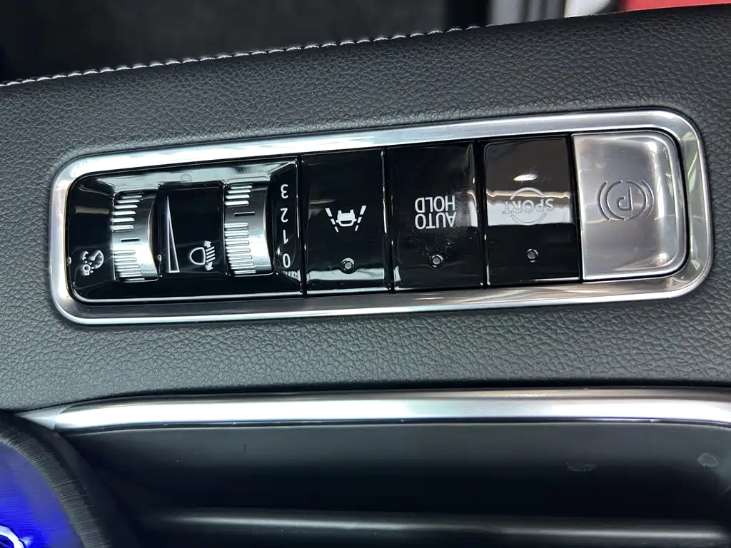 Buick LaCrosse — миниатюра 13