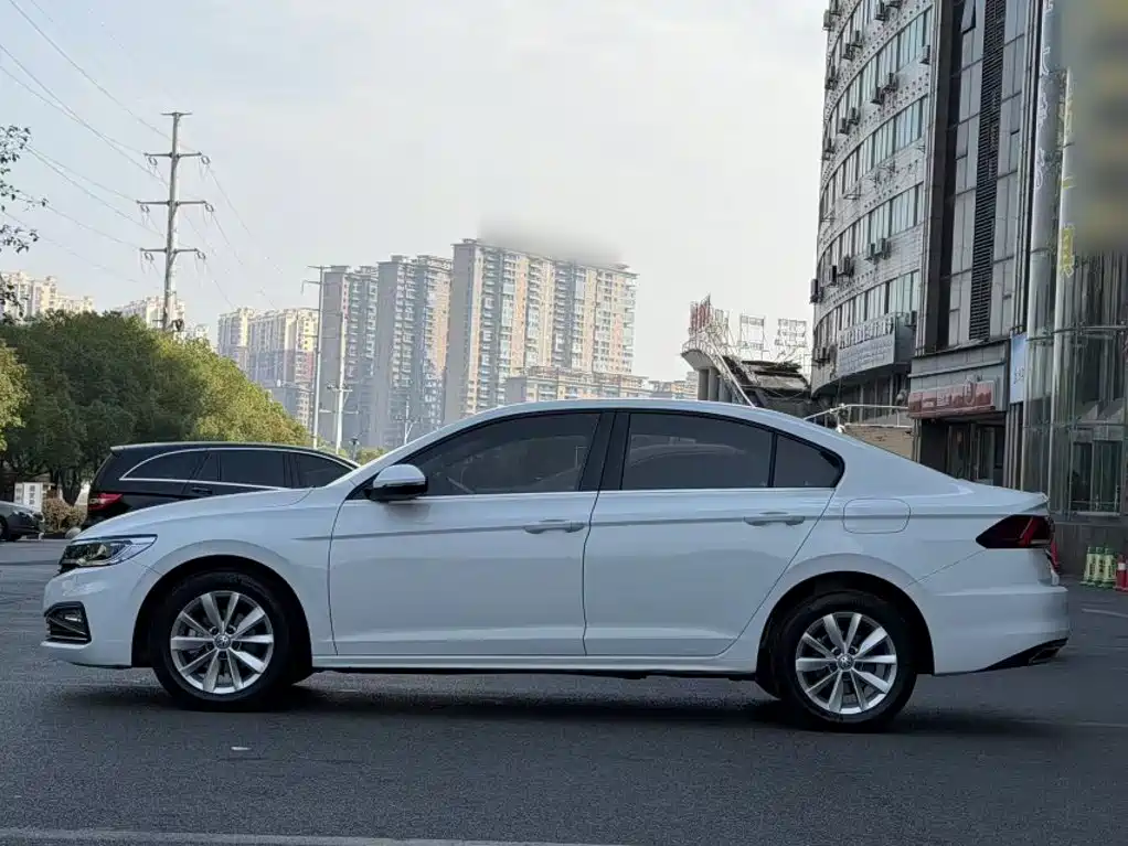 Volkswagen Bora — миниатюра 24