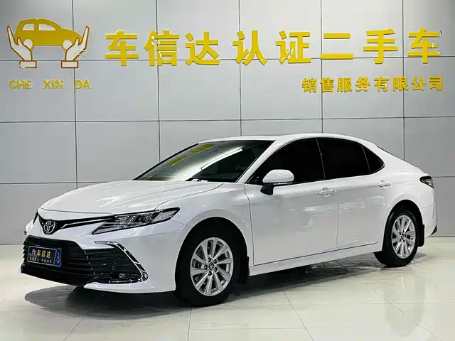TOYOTA CAMRY 2023
