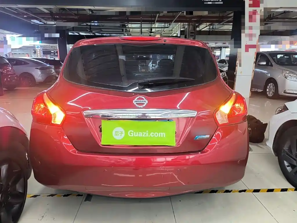 Nissan Tiida — миниатюра 6