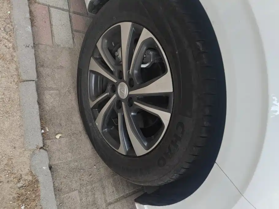 Changan Eado — миниатюра 6