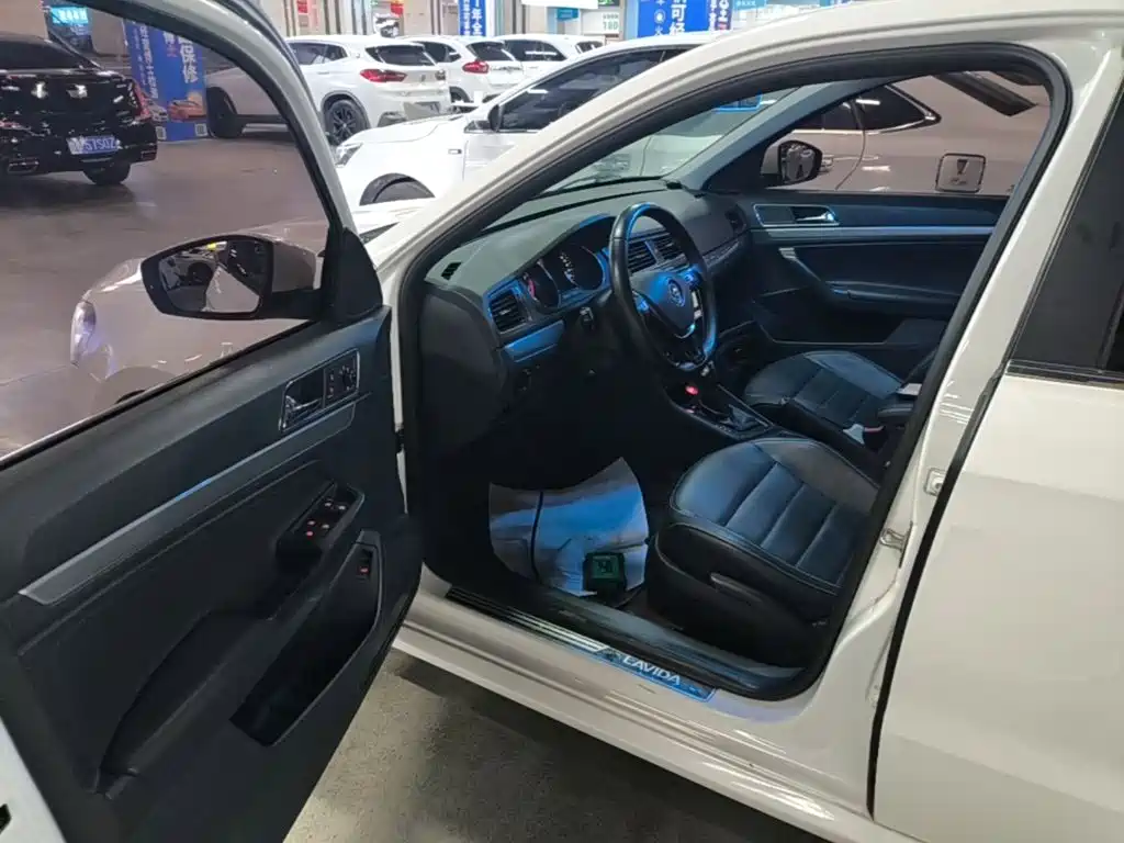 Volkswagen Lavida — миниатюра 16