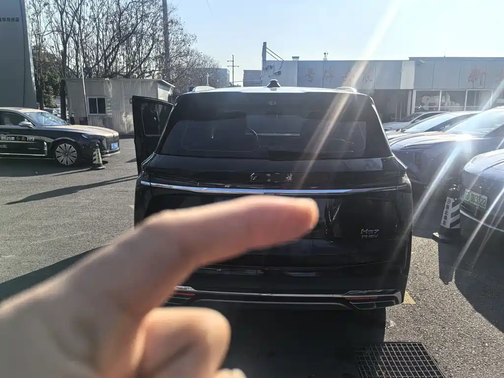 Hongqi HONGQI HS7 PHEV