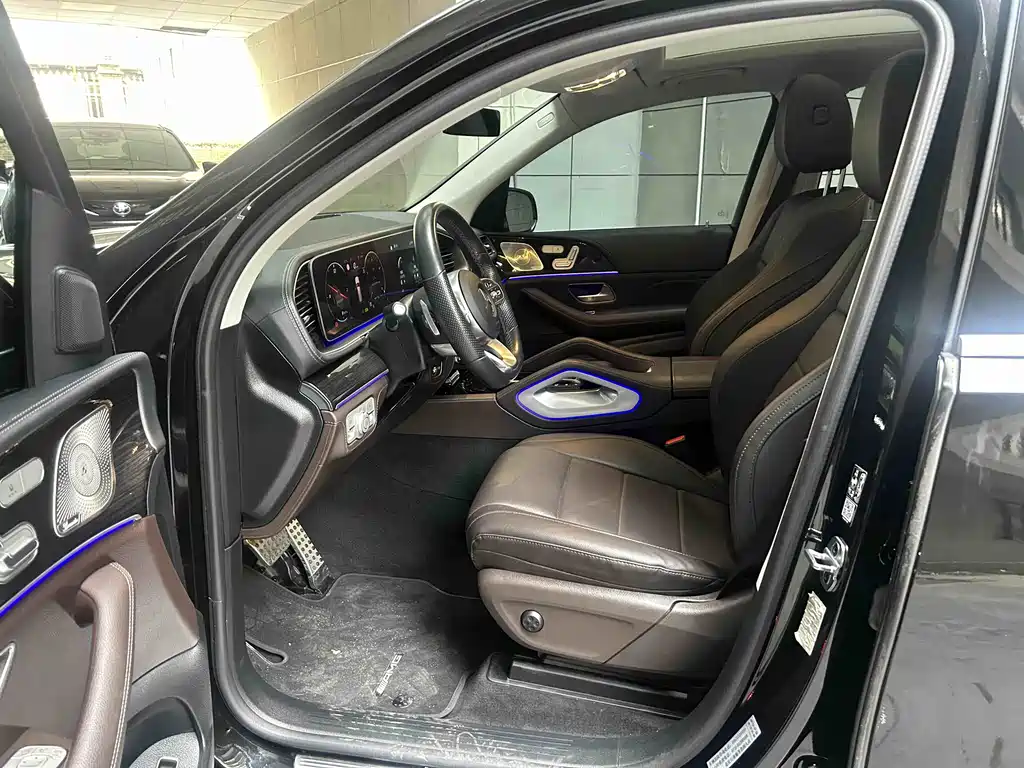 MERCEDES-BENZ GLS
