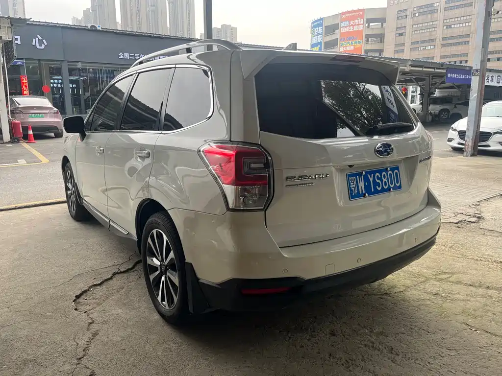 SUBARU FORESTER