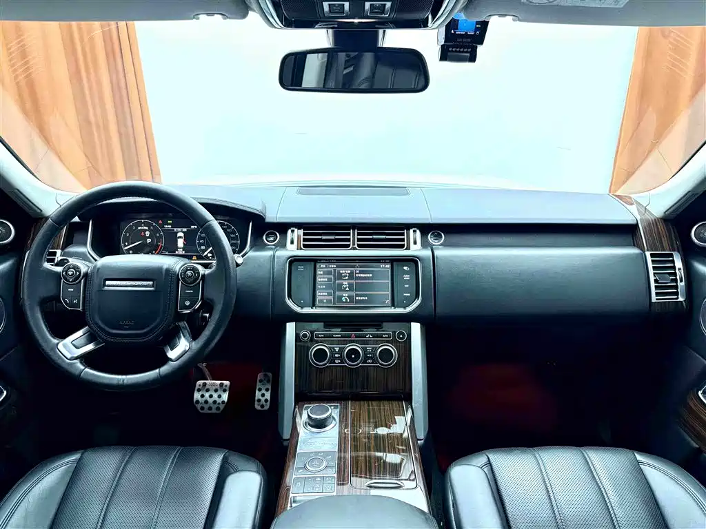 Land Rover Range Rover — миниатюра 9