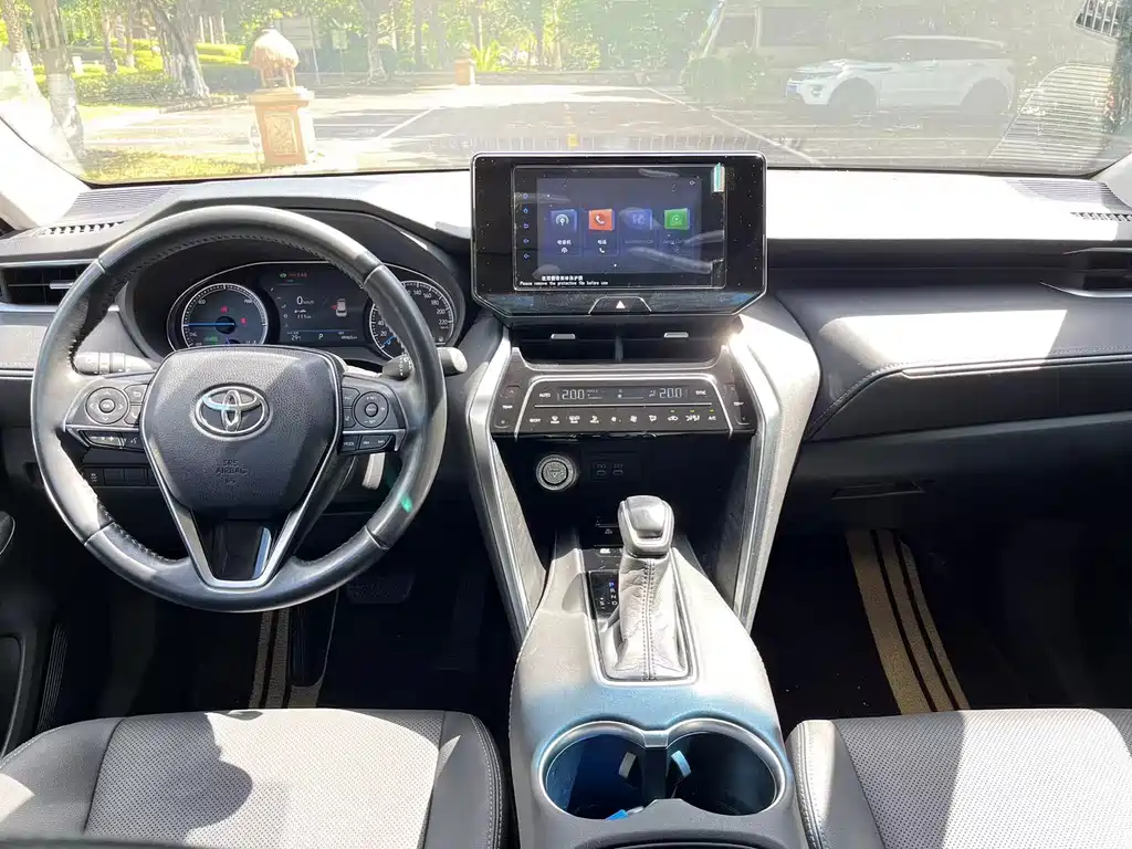 TOYOTA LING FANG HARRIER