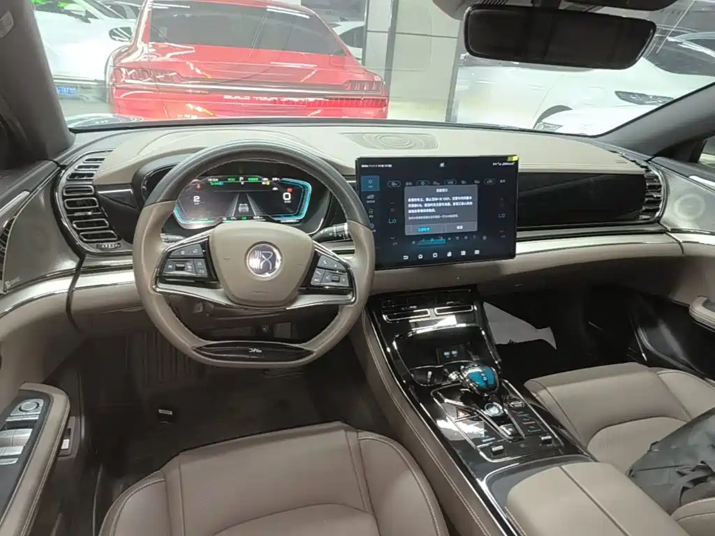 BYD Han — миниатюра 10